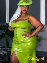 madame-caramel-bdsm-via-kinky-6152d006424218f5e29daa67