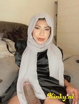 Oriana - hot party porn experience top and bottom
