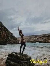 meesteres-lorena-bdsm-via-kinky-66a7ba297072270014238c61