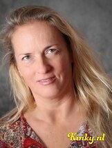 helene-erotische-massage-via-kinky-66e495a292449c00139c747e