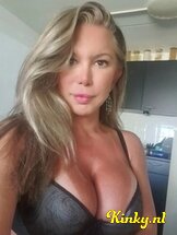 melissa-ts-prive-ontvangst-via-kinky-64ecabc767731e0019e1ff50