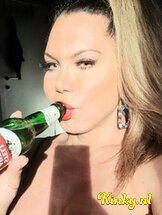 melissa-ts-prive-ontvangst-via-kinky-5f468f4c2f1417b50da68b27