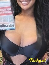 Chloe - Ghanese studente 22 jr NL sprekend