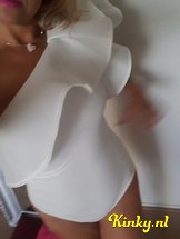 sasha-erotische-massage-via-kinky-5cf68553a6d2acd2c6271d1e