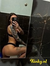 carla-escort-via-kinky-647dce618350550012a48c36