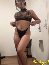 olivia-prive-ontvangst-via-kinky-6903d3d10e66ef00137b497d
