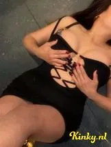 meena-erotische-massage-via-kinky-6931c95bed04a20013a1f26a