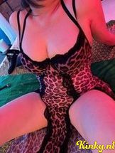 sarah-erotische-massage-via-kinky-690076adf65b7000139307ca