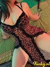 sarah-erotische-massage-via-kinky-690076ac0e66ef00137b3eea