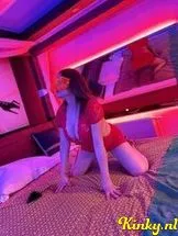 meena-erotische-massage-via-kinky-690075bf5a625a00138aadf6