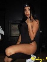 Zoe - Colombian fluently English - till 29 sept