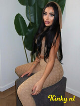 zoe-prive-ontvangst-via-kinky-688cda429e10cc001344dcc5