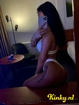 anaisse-prive-ontvangst-via-kinky-68659c7c6f455c0013d0567c