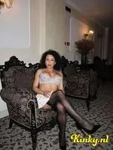 ailen-prive-ontvangst-via-kinky-698cd60568bb0300137e6f48