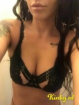 fifi-erotische-massage-via-kinky-661443e49a9ff3001984a22c