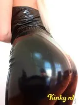 mistress-rebecca-bdsm-via-kinky-60699deb2c2aaa25cf95061b