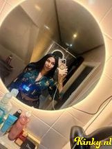 macarena-prive-ontvangst-via-kinky-691ddd6b0e66ef00137b7af1