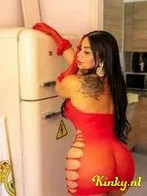 katy-prive-ontvangst-via-kinky-692d5f298a3c3b0013d8634d