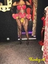 jadedior-prive-ontvangst-via-kinky-651f05c187d6e0001ac69cff