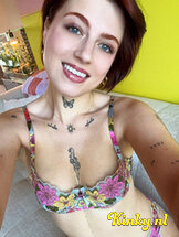 anne-virtual-sex-via-kinky-6888983d375bfd00131946aa