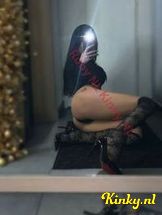 ruby-prive-ontvangst-via-kinky-6942c5949b028e0014b5817e