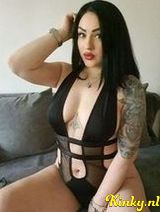 Roberta - Hot massage b2b! WhatsApp Me!