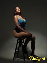 Fleur -  Ontdek de geilste camgirl van Europa