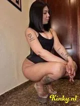 Karen - sexy girl with hot pussy