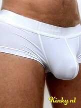 andrew-erotische-massage-via-kinky-66831507210403001a80aaa7