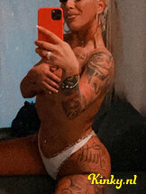 emma-escort-via-kinky-6193a0a9c8651ab5288bc4ac