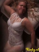 annabel-erotische-massage-via-kinky-68cbebc5918ef40013941f7b