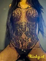 Bella - Petite super geil poppetje doet ook anaal! 100%NL