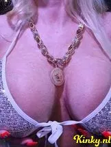 mrs-sabrina-bdsm-via-kinky-68d158344884f30013e89b63