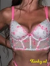 joella-escort-via-kinky-66c8a1d592449c00139c3ef1