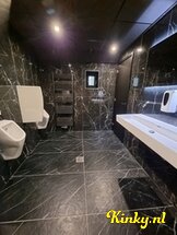 de-woeste-hoeve-club-in-matsloot-652fd075ec81880019743896