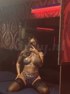 valentina-escort-via-kinky-65ae28fe8bec2e0012776db3
