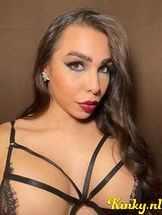 lily-prive-ontvangst-via-kinky-690b35d596de780013835490