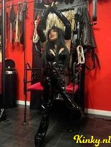 mrs-samantha-bdsm-via-kinky-68fb3d515a625a00138aa6cf
