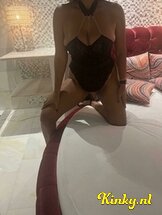 ruby-prive-ontvangst-via-kinky-670d1ba38f067a0013710078