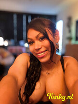 loraine-prive-ontvangst-via-kinky-6863bb433cd0cf00131cdf0d
