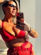 blondy-escort-via-kinky-6841cf79375bfd001318d2fc