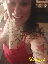 sarifah-prive-ontvangst-via-kinky-685d59db31f4b00013ba57f9