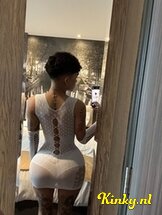 fabii-escort-via-kinky-682dd2d34783f70013b0cb26