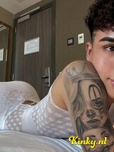 fabii-escort-via-kinky-682dd35cb04b8d00132db279