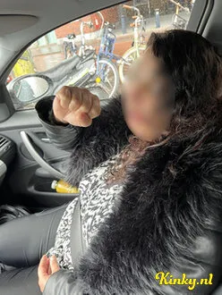 paula-escort-via-kinky-680a4f7c3cd0cf00131c45db