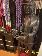 mrs-amber-bdsm-via-kinky-61941b46cce4d1e37a759b65