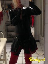 mrs-amber-bdsm-via-kinky-5cf66e4758c2b87bb864e0ed