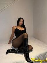 selena-escort-via-kinky-69245b450e66ef00137b8496