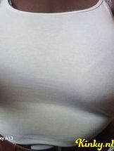bonny-erotische-massage-via-kinky-68c40e137e9b920013108ea4