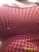 bonny-erotische-massage-via-kinky-61f2679dc6a34a0012322cd7